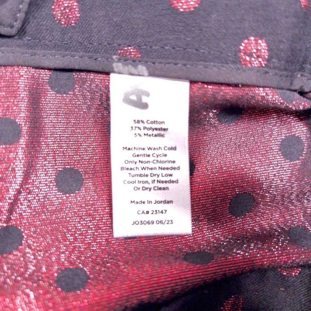 Talbots Pants Women's Size 12 Black Red Metallic Kick Crop Holiday Dot - Picture 6 of 12